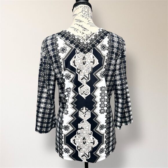 J.McLaughlin M Black White Floral Geometric Catalina Long Sleeve Artsy Top - Picture 4 of 7
